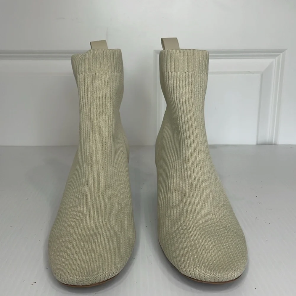 Everlane The Glove Boots Size 7.5 Bone Cream Stacked Heel
